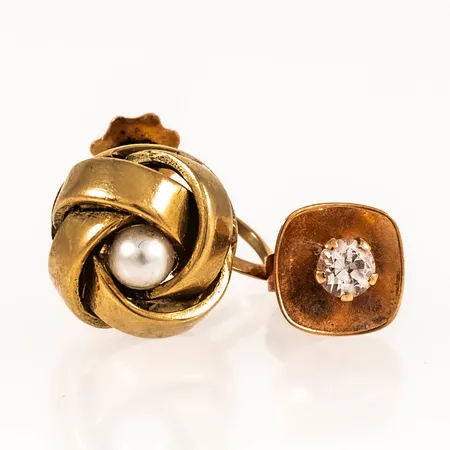 Udda örhängen 18K 3,8g.