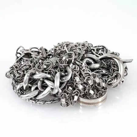 Diverse defekt/graverat silver 131,5g.