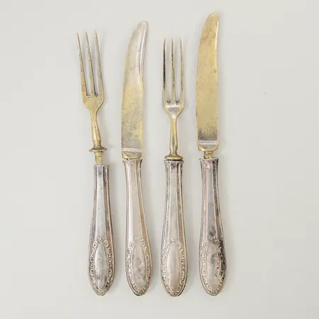Diverse silverbestick fyllda skaft, defekta, silver 800/1000. Bruttovikt: 105,2g Vikt: 105,2 g