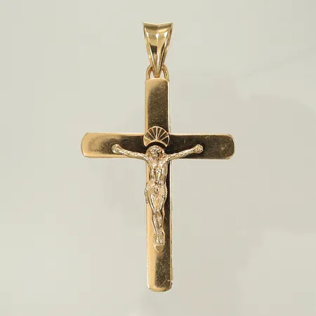 Hänge krucifix, 67x37mm inklusive hängöglan, tjocklek 7mm, 18K  Vikt: 33 g