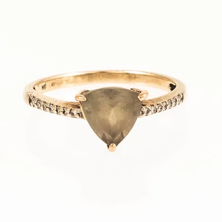 Ring stl:16¼, repig sten, skev skena, 9K 1,6g.