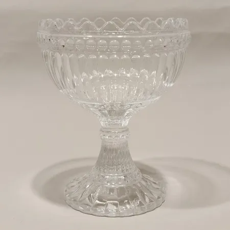 Skål på fot Marimekko Iittala, höjd 12cm klarglas Skickas med paket.