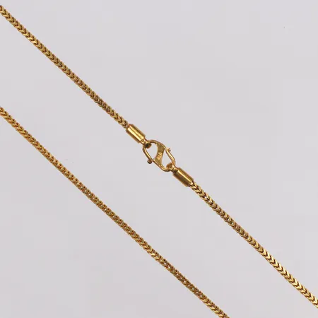 Kedja Rävsvans längd 62cm, bredd 1,6mm, ojämn, s-lås, 22K  Vikt: 12,1 g