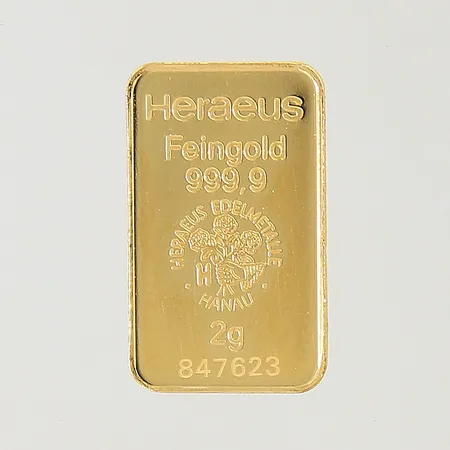 Guldtacka Heraeus Hanau 19x11,4mm serie-nr: 847623 feingold 999,9 24K Vikt: 2 g