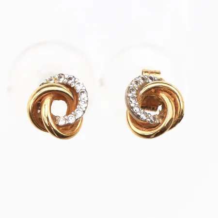 Ett par örhängen Ø7,3mm, stift, saknar en snurrebuss, Guldfynd, 18K Vikt: 1,2 g