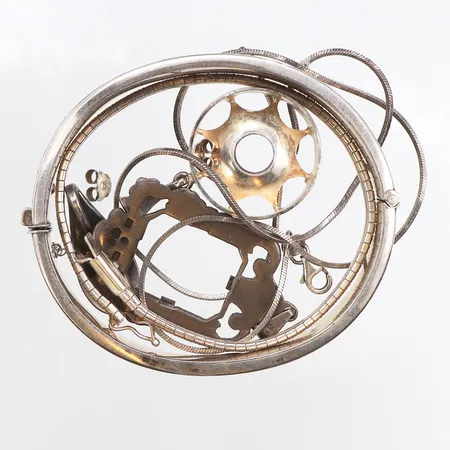Diverse silversmycken, defekter, 830-925/1000 Vikt: 51,5 g