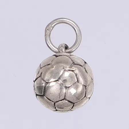 Hänge fotboll längd inkl ögla 15mm bredd 10mm silver 925/1000 Vikt: 3,3 g