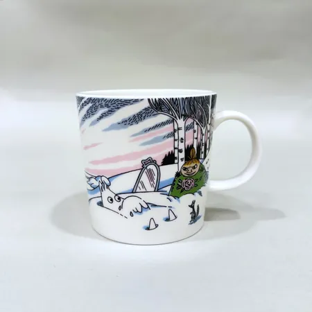 Muminmugg "Vårvinter" Arabia Ø8cm höjd 8cm Skickas med paket.
