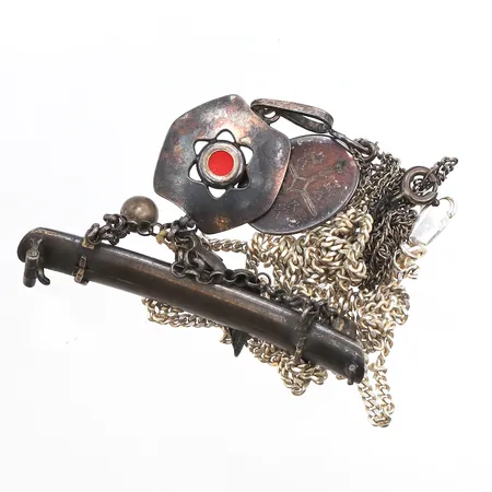 Diverse silversmycken, defekter/gravyrer, 830-925/1000 Vikt: 18,3 g