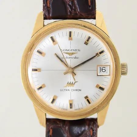 Herrur Longines Ultra Chron 18K automatisk serienr: 001570 datum plexiglas med smärre repor läderband ej original krona något sliten ej original inga tillbehör 