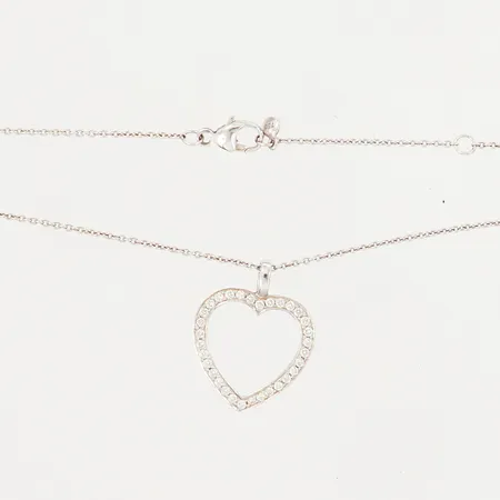Kedja med hänge hjärta Georg Jensen ställbar längd 39,5/43/45cm bredd: 1mm, hänge 18x15mm med diamanter 32x0,005ct, vitguld, 18K Vikt: 2,4 g