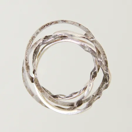 Ring stl:18 bredd 1,2-5,5mm fyra delar silver 925/1000 Vikt: 4,8 g