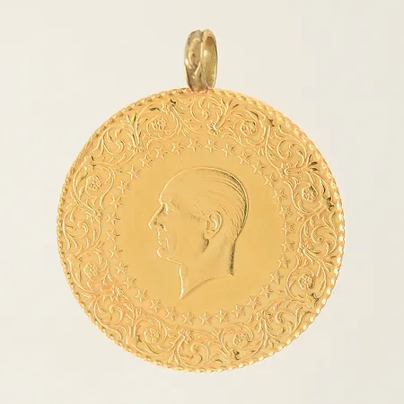 Hänge/Mynt Ataturk Ø30mm 2013, ögla i oädel metall, 21,6K Vikt: 7,2 g