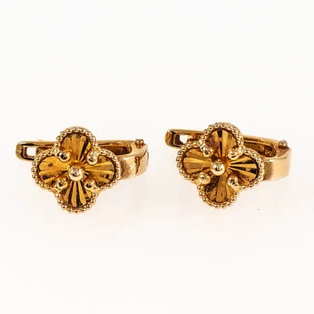 Örhängen i 14K guld. Bredd 9,4 mm. Vikt 2,6g. OBS! Ej märkesdesign.