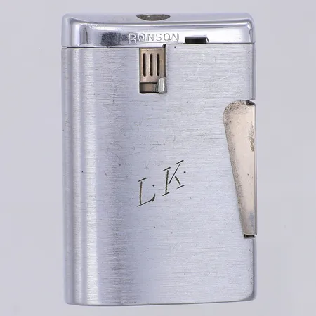 Tändare Ronson, monogram LK, ej funktionstestad Vikt: 0 g