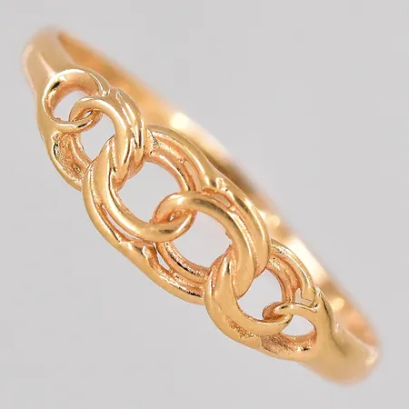 Ring Bismarck stl 17¾ 18K Vikt: 1,3 g