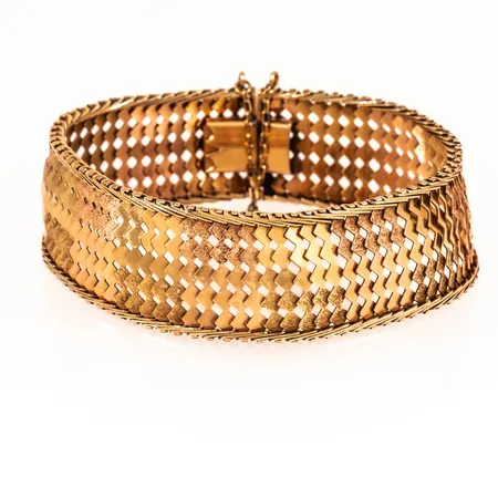 Halvstelt armband längd 17,5 cm bredd 19,5 mm 27,7g 14K. Säkerhetskedja.