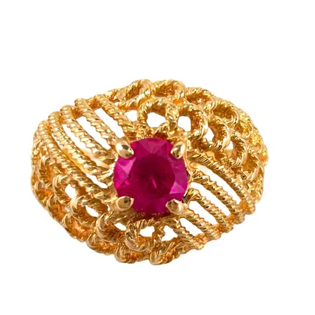 Ring i 18K guld Rubin Ø5 mm, stl:18¼ mm, bredd 2,7 - 13 mm, fint skick Vikt: 4,2 g