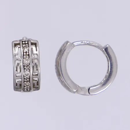 Ett par örhängen med genombruten dekor Ø12mm silver 925/1000 Vikt: 2,7 g