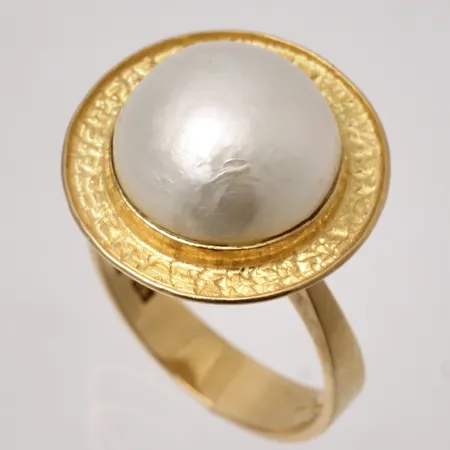 Ring stl:17¼, bredd 4,4-18,8mm, mabépärla Ø13mm, Heibert, 1967, 18K, 8,24g.