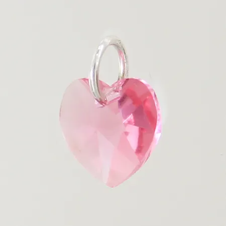 Hänge hjärtformad rosa plastprisma 14x10mm otydliga stämplar silver 925/1000 Vikt: 0,6 g