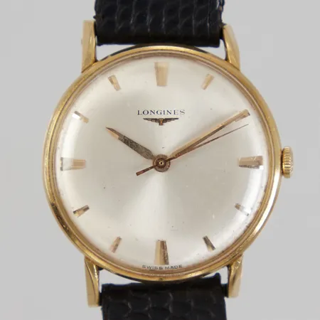 Herrur Longines Ø33,8mm, 18K, manuell, cal 280, verknummer II127428, läderband, längd ca 22,5cm, gravyr, repigt glas, inga tillbehör.