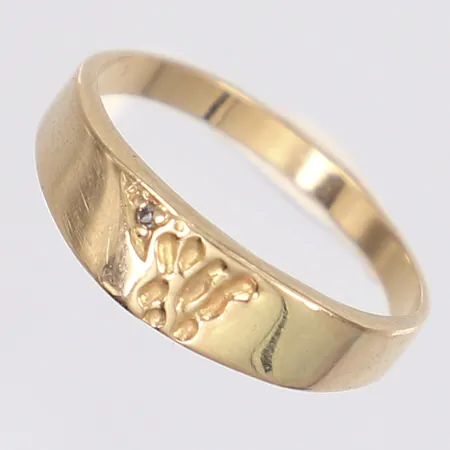 Ring stl:18½ bredd 2-5mm 18K Vikt: 3,1 g