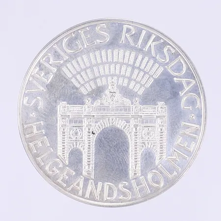 Mynt Sveriges Riksdag 1983 Ø36mm nominellt värde 100 kr silver 925/1000 Vikt: 16 g