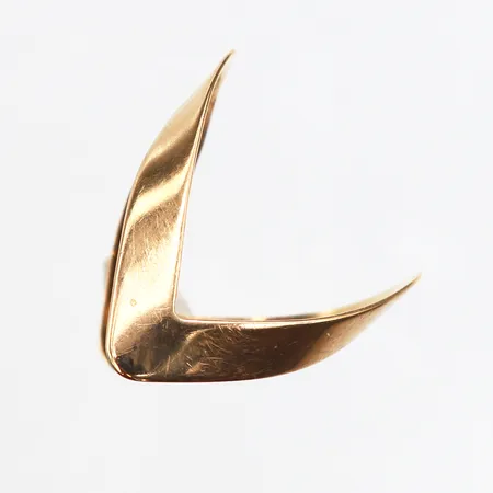 V-formad ring, Stl:ca. 16¾, 18K1,9 Vikt: 0 g