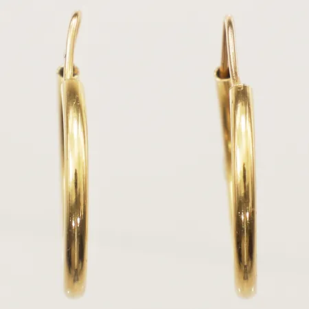 Ett par örhängen creoler längd 23mm bredd 2,1mm 18K Vikt: 1,5 g