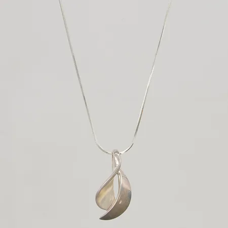 Kedja med hänge 42cm 925/1000 Silver 6,6g.