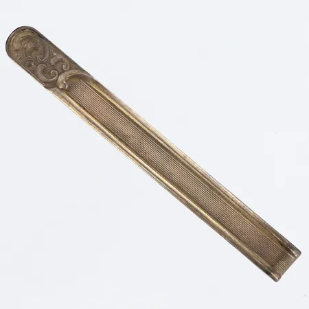 Slipsnål med mönster 65x7mm, 835/1000 silver Vikt: 5,8 g