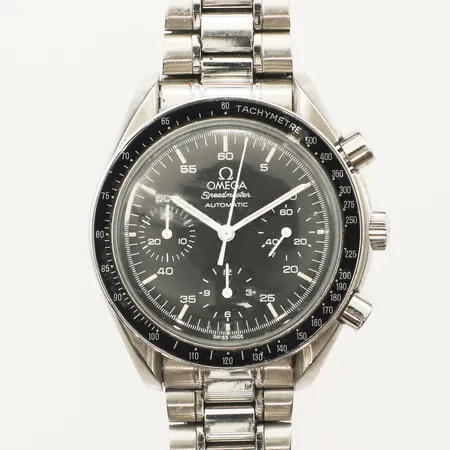 Herrur Omega Speedmaster, Reduced, "Tachymetre" Ø39mm, automatisk, kronograf Cal 3320 (A) Serienr:55697122, PIC Nr 3510.50.00 Ref:SU3750032, Boettnr:1750032.1/1750033.1 (LL), plexiglas, utbytt moduverk vid service, utbytta visare (Luminova) originallänk, viklås, Refnr.1469/811, extralänk, servad Nov 2020, cert (ej komplett) ca juni 1998, skadat glas, manual, originalbox(sliten), ytterkartong samt box från service, kvitto från service, trycktest samt Kaplans 2021-06-12.