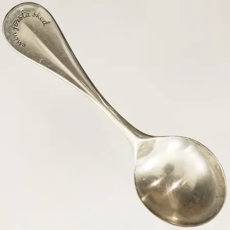 Dopsked längd 14,5cm "Min första sked" Guldsmedsaktiebolaget I Stockholm år 1974 silver 830/1000 Vikt: 38,2 g