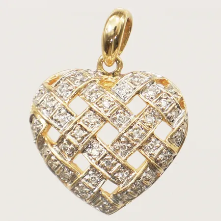 Hänge hjärta med diamanter ca 40x0,005ct längd inkl ögla 21mm, bredd 15,6mm 18K Vikt: 2,5 g
