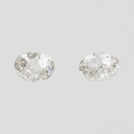 Två lösa diamanter ca 2x0,16ct Cr/P äldre slipning