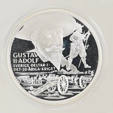 Silvermynt Gustav II Adolf "Sverige deltar i det 30-åriga kriget" Kungariket Sverige, Ø 36mm, bredd 3mm, i plastetui, Silver 925/1000, 27,6g Vikt: 27,6 g