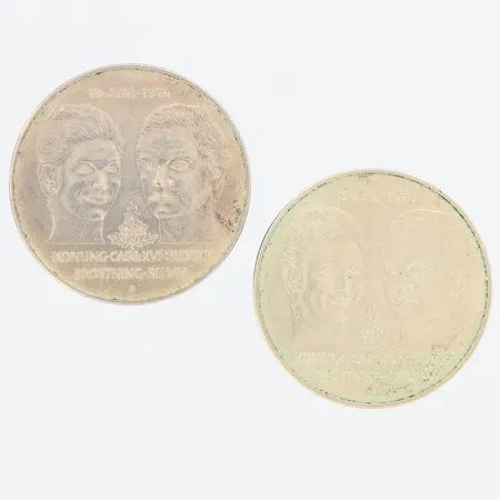 Jubileumsmynt Kungabröllopet 19 juni 1976 Konung Carl XVI Gustav och Drottning Silvia, Ø36mm, nominellt värde 50kr, silver 925/1000 Vikt: 53,9 g