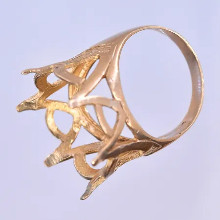 Ring utan sten, 8K. Vikt: 5,6 g