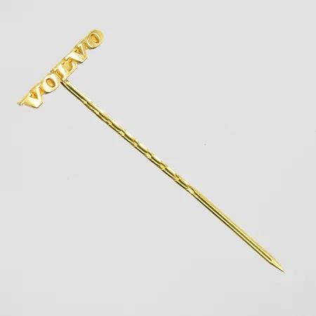 Pin Volvo längd 39mm, bredd 15mm, 18K. Vikt: 0,8 g