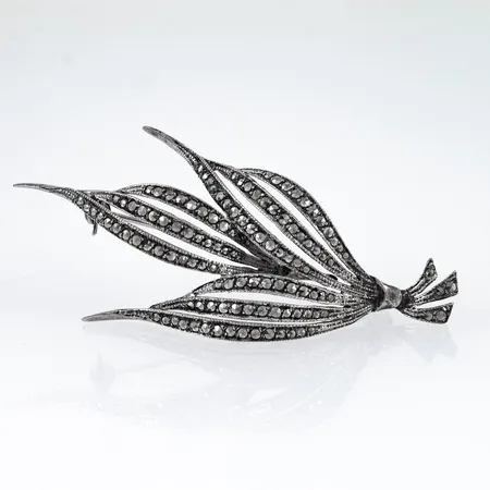 Brosch med markasiter 70,5x32mm, silver 13,3g.