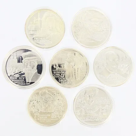 7 Jubileumsmynt ur serien Kungariket Sverige, caØ34-36mm, i plastetui, silver 925/1000 Vikt: 185,5 g