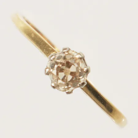 Ring med gammalslipad diamant 1x0,35ct cape, stl:16¾, bredd 1,1-5,2mm fattning i vitguld A.Tillander Finland 18K  Vikt: 1,5 g