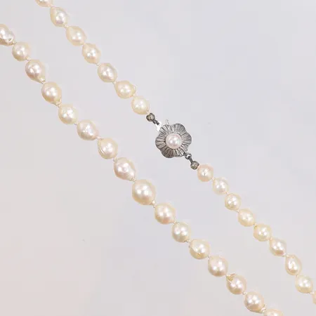 Pärlcollier med odlade saltvattenpärlor längd 50cm Ø6-8mm  lås i silver 835/1000 Vikt: 26,3 g