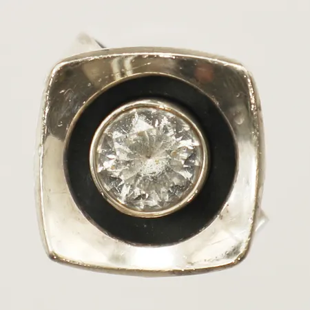 Ring med bergkristall stl:17¼, bredd 5,9-20,5mm Alton Guldvaru Ab år 1972 silver 925/1000 Vikt: 10 g