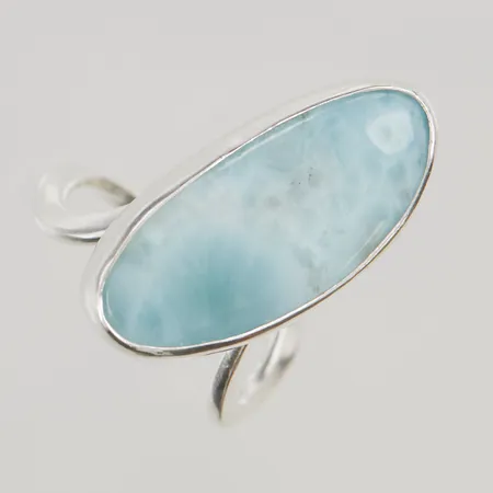 Ring med Larimar stl:17½ stämplad am, 925/1000 Silver 8,6g.