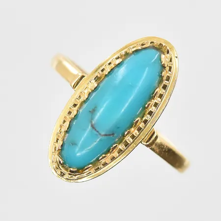 Ring med turkos stl:17½, bredd 2-18mm, skadad fattning/klor saknas, 18K. Vikt: 2,8 g