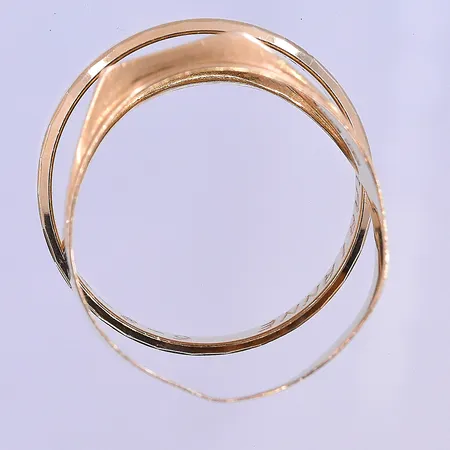 Diverse guld, 18K. Vikt: 6,4 g