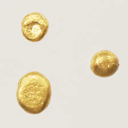 Tre guldbitar minst 21K  Vikt: 1,5 g