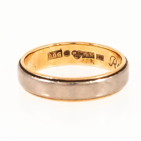 Ring 2-färgad stl:17 bredd 4,5mm, gravyr, 18K 4,6g.
